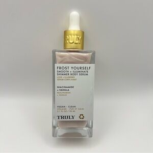 TRULY Frost Yourself Shimmer Body Serum - Pearlescent Pink